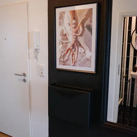 Designoase Fuer 3 Mit Blick Auf Den Wismarer Hafen